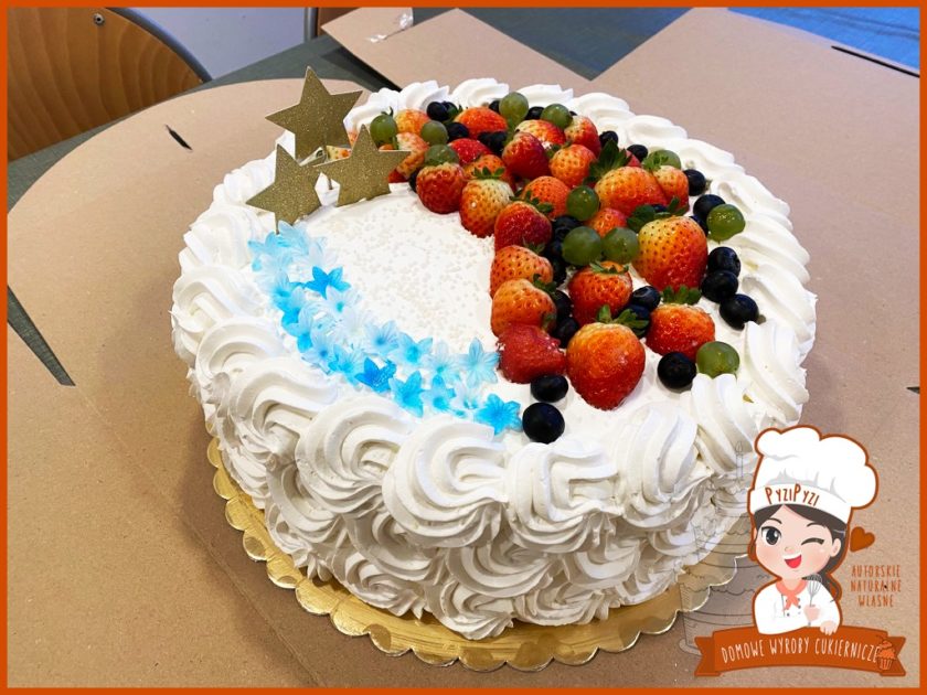 tort_biala_roza_pyzipyzi