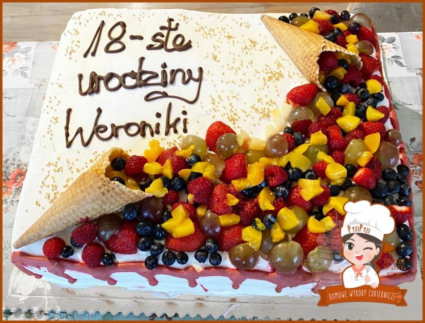 tort_prostokatny_owocowy_pyzipyzi