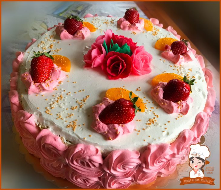 tort_z_kwiatow_pyzipyzi